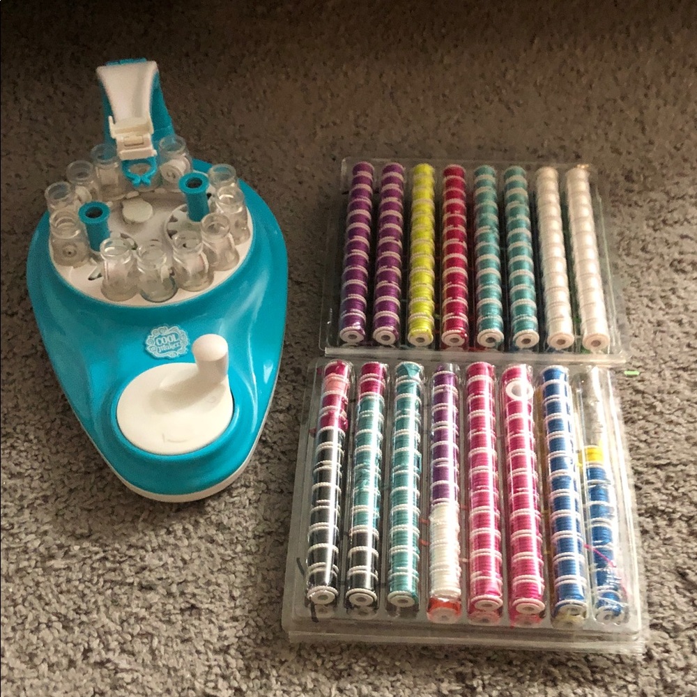 Nail Art Kit with Colorful Threads